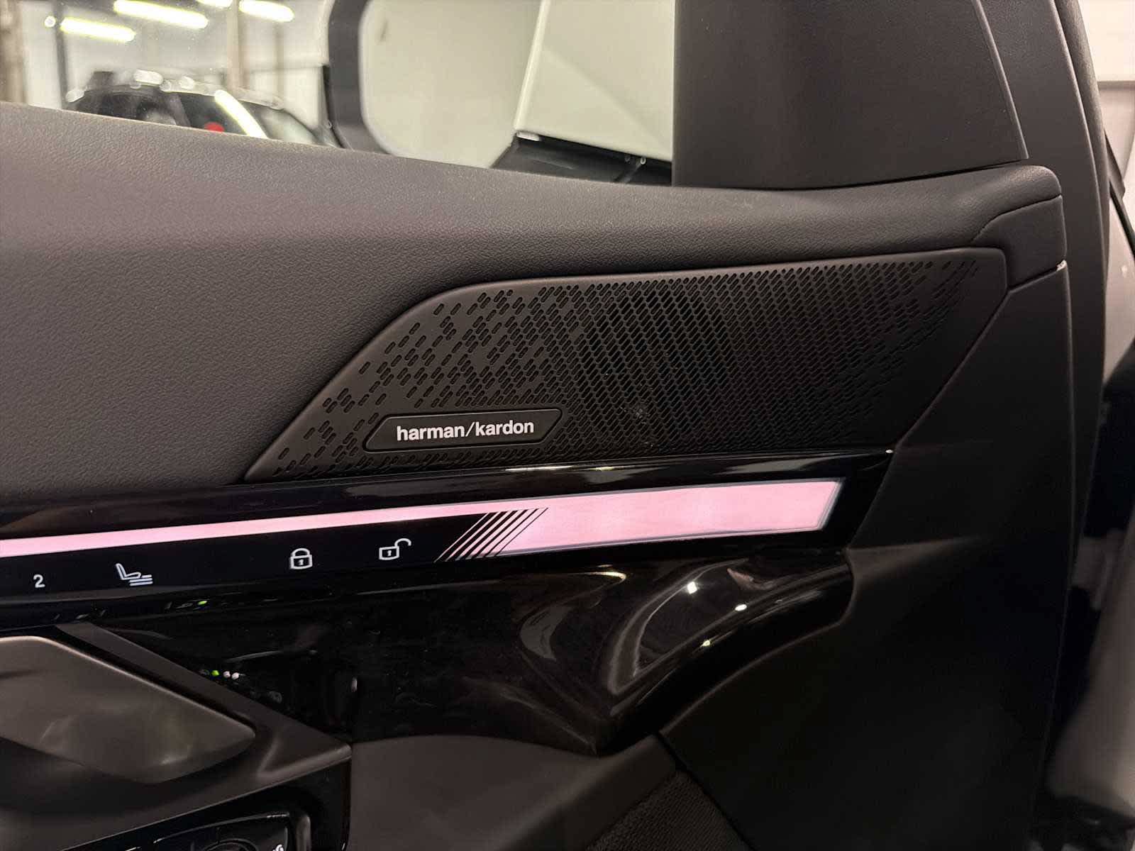 New 2027 BMW 530i xDrive w/ M Sport Package AWD/4WD image 12