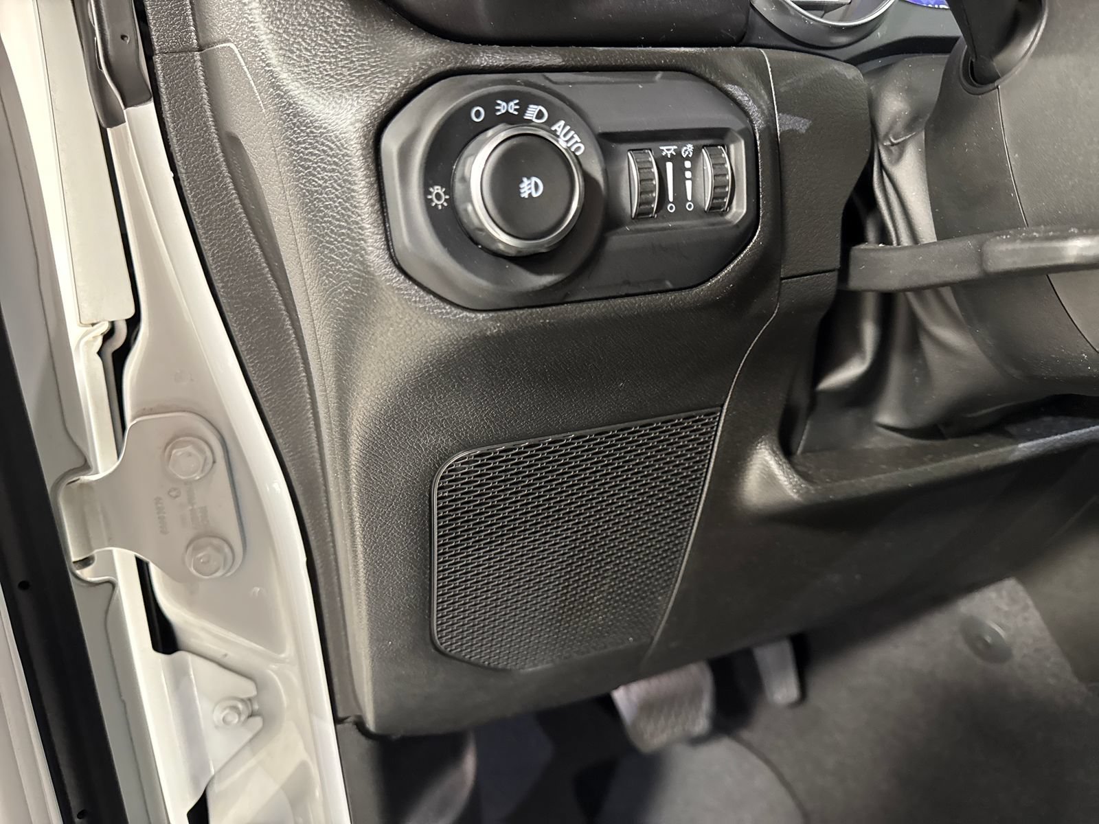 Used 2022 Jeep Wrangler Unlimited Sport AWD/4WD image 17