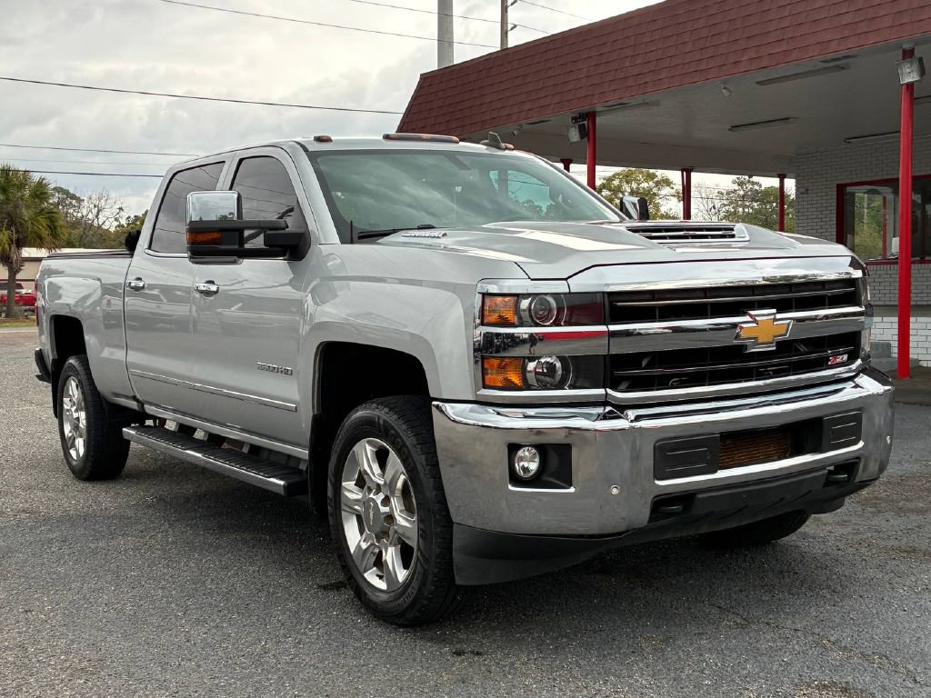 Used 2018 Chevrolet Silverado 2500 LTZ w/ Duramax Plus Package AWD/4WD image 8