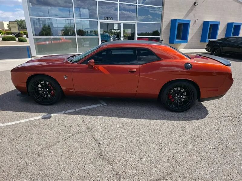 Used 2023 Dodge Challenger SRT Hellcat w/ Driver Convenience Group RWD image 3