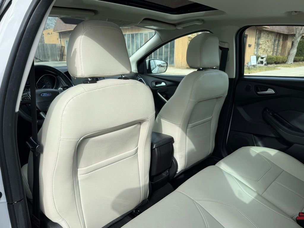Used 2018 Ford Focus Titanium image 19