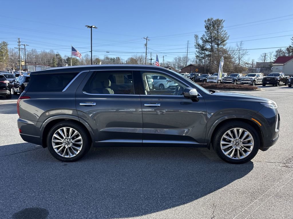 Used 2020 Hyundai Palisade Limited image 10