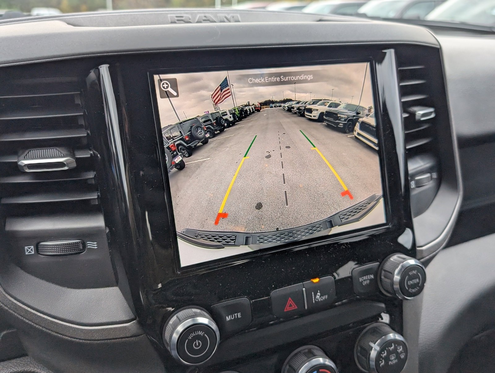 Used 2025 RAM 1500 Classic Warlock image 17