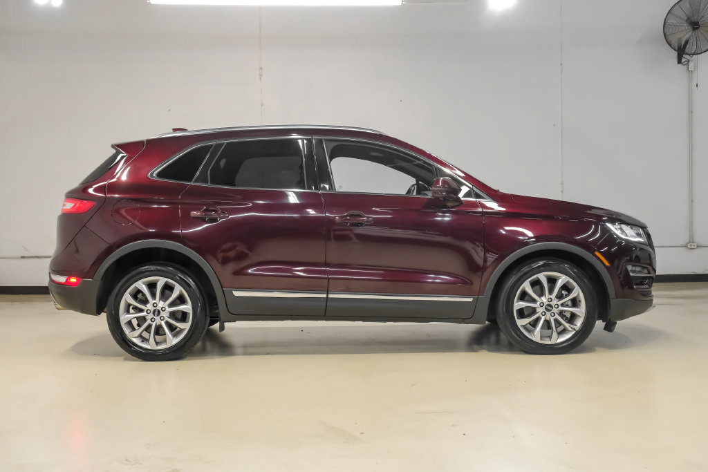Used 2019 Lincoln MKC Select w/ Select Plus Package FWD image 10