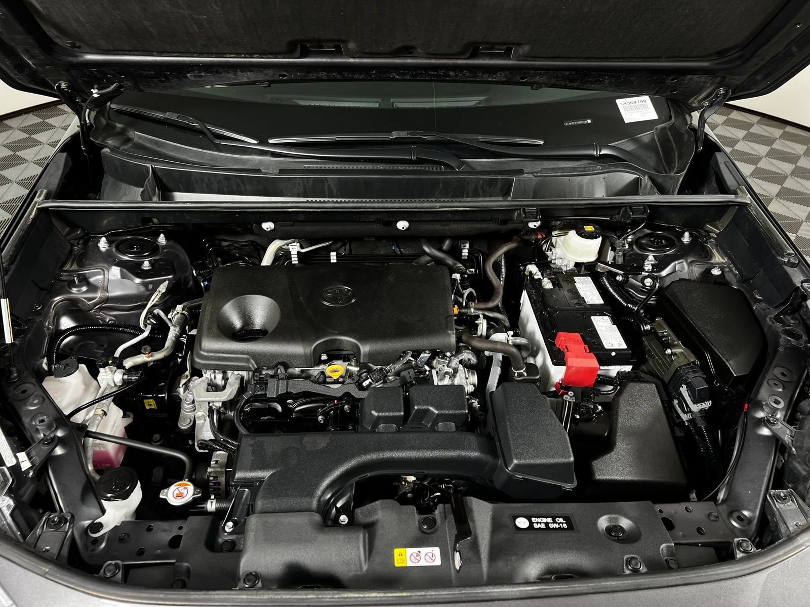 Certified 2025 Toyota RAV4 XLE FWD image 9