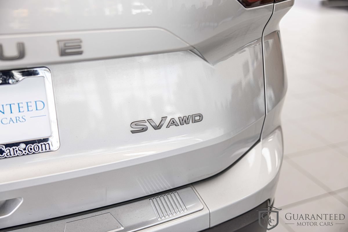 Used 2024 Nissan Rogue SV AWD/4WD image 14