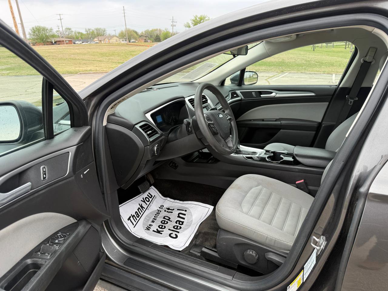 Used 2015 Ford Fusion S image 10