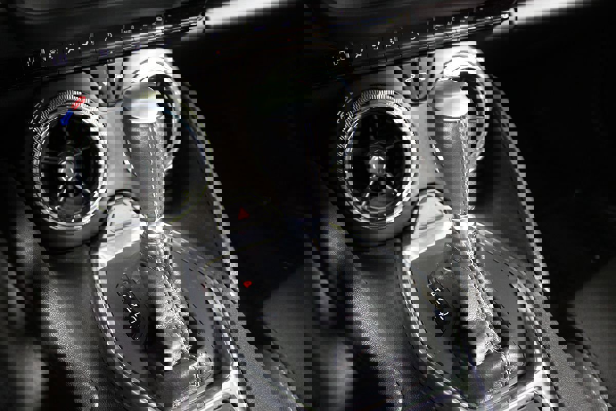 Used 2017 Chevrolet Camaro LT RWD image 16