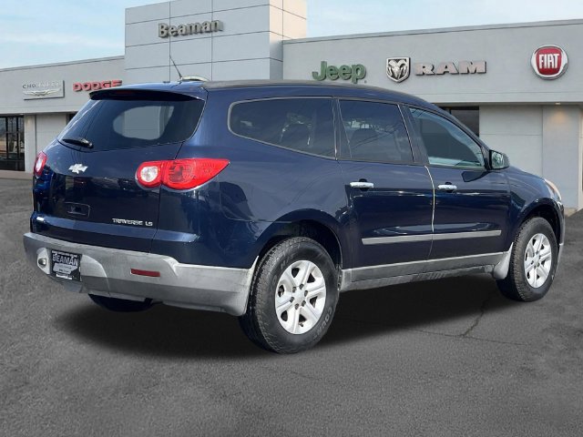 Used 2011 Chevrolet Traverse LS FWD image 7