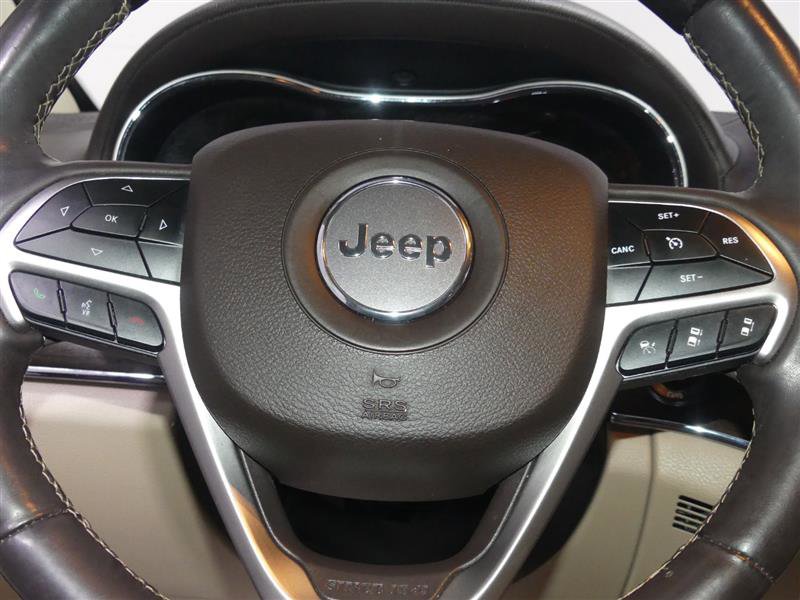 Used 2020 Jeep Grand Cherokee Overland image 32