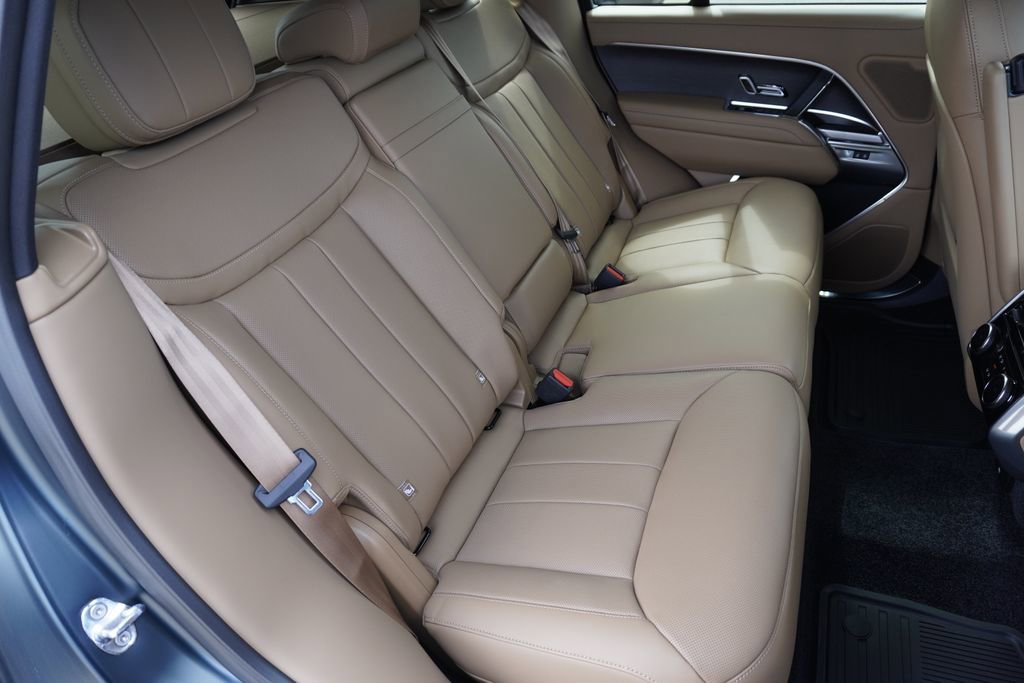 New 2026 Land Rover Range Rover SE AWD/4WD image 27