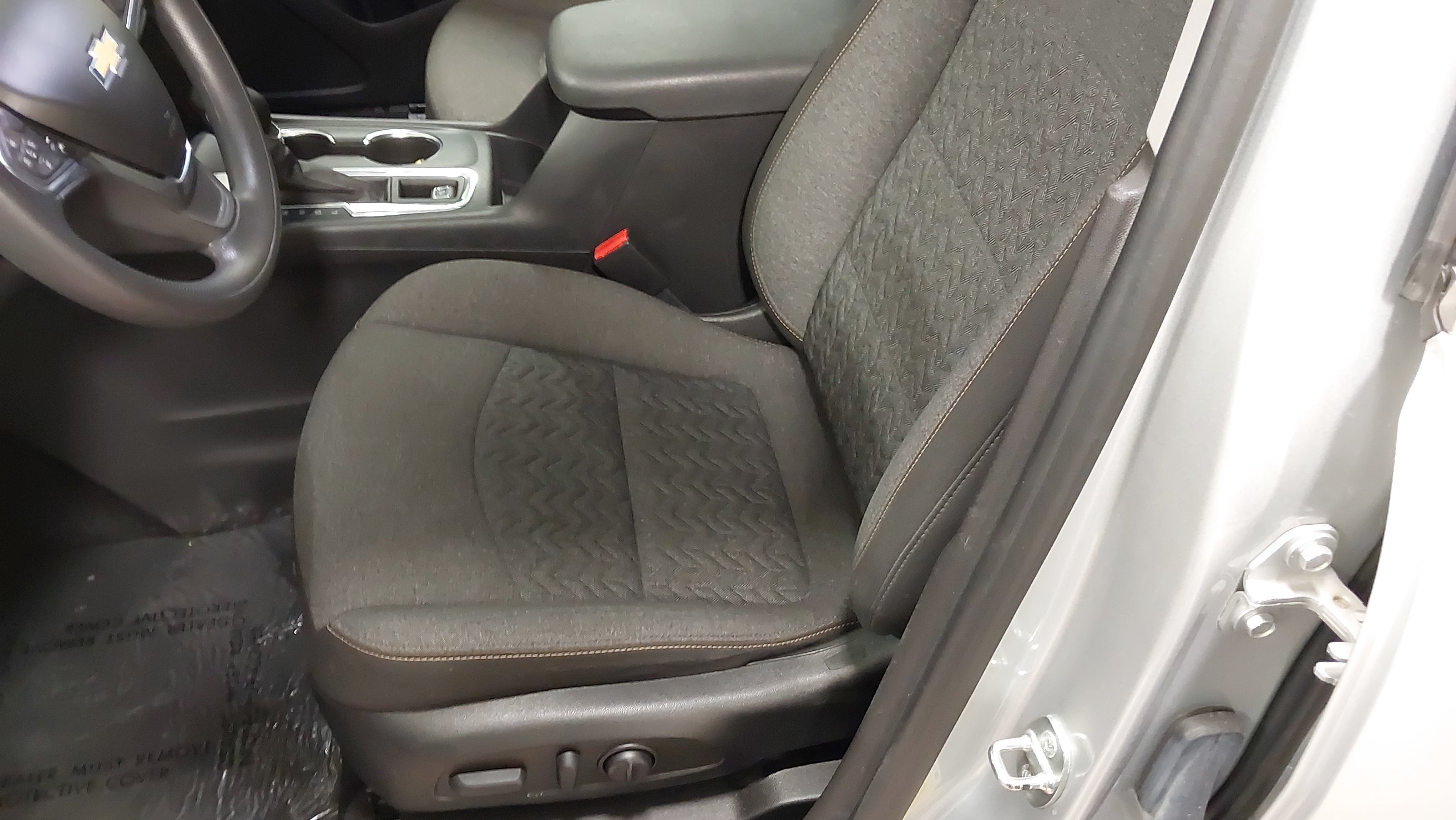 Used 2022 Chevrolet Equinox LT FWD image 22
