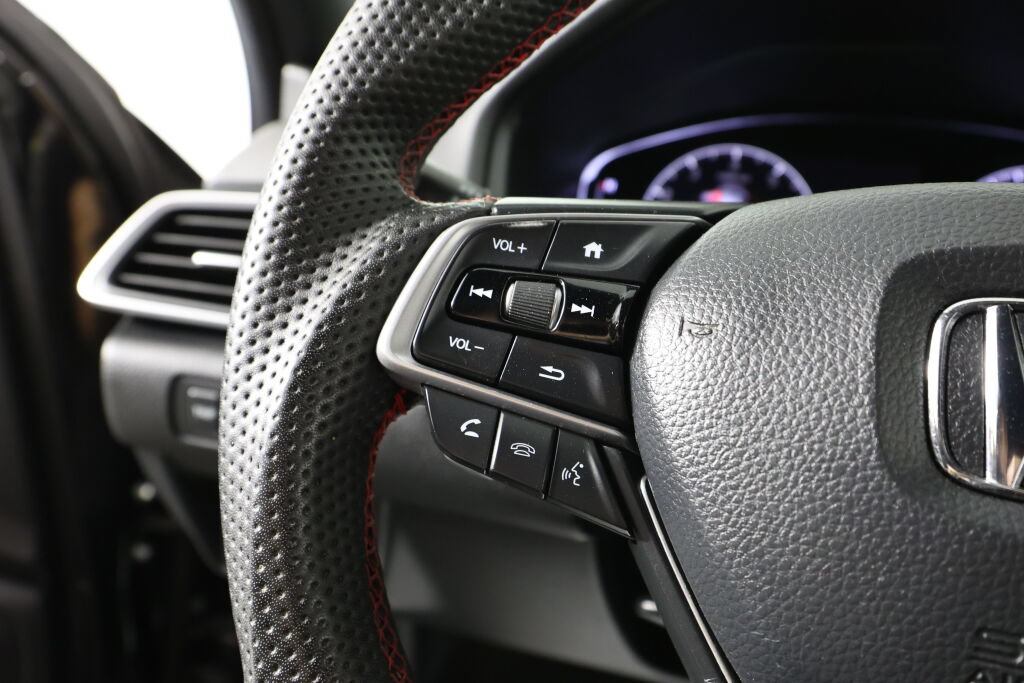 Used 2019 Honda Accord Sport image 32