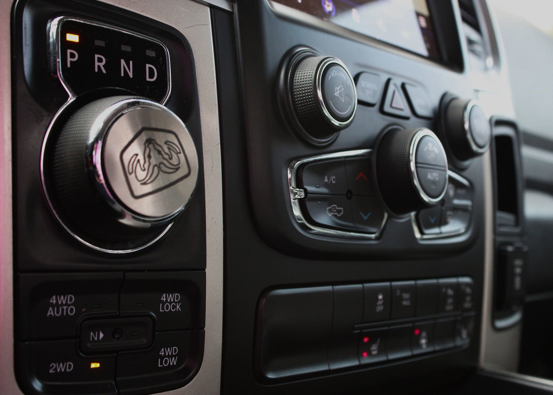 Used 2018 RAM 1500 Big Horn image 31