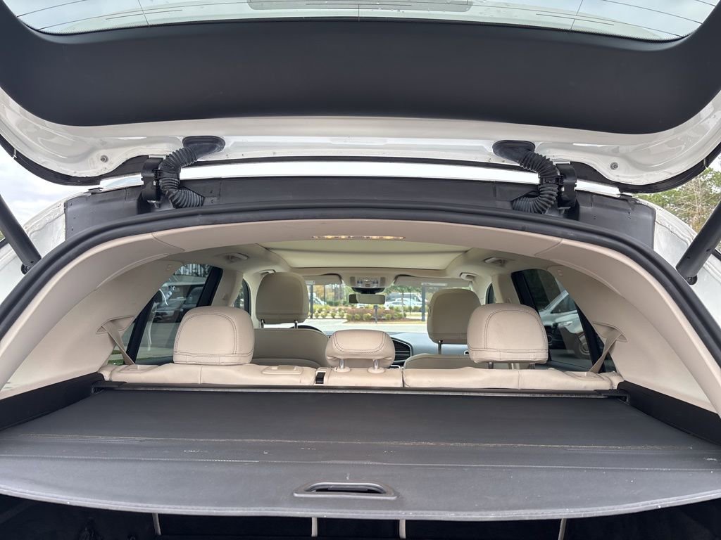 Used 2022 Mercedes-Benz GLE 350 4MATIC w/ Premium Package image 16