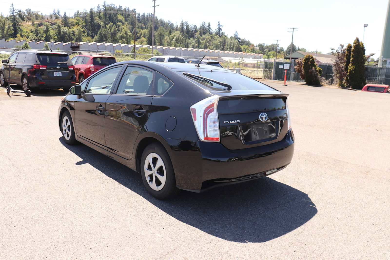 Used 2015 Toyota Prius Two FWD image 7