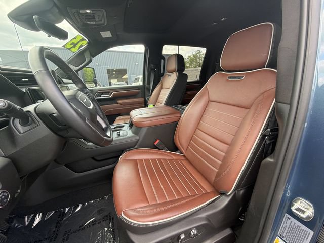Used 2025 GMC Sierra 2500 Denali Ultimate w/ Max Trailering Package AWD/4WD image 11