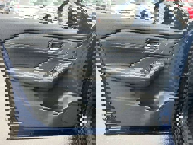 Used 2025 Nissan Rogue SL image 11