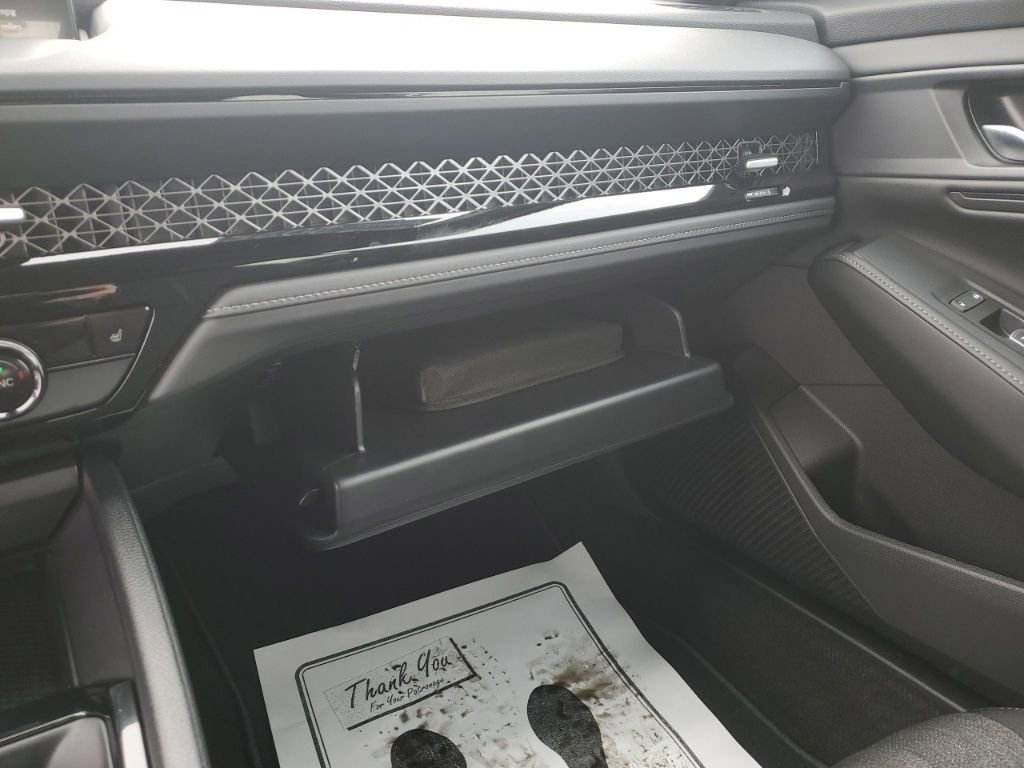 Certified 2025 Honda Accord Sport image 26