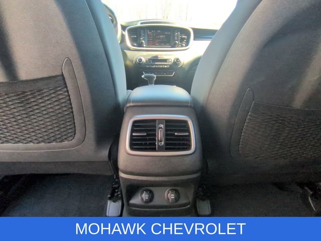 Used 2019 Kia Sorento S image 20