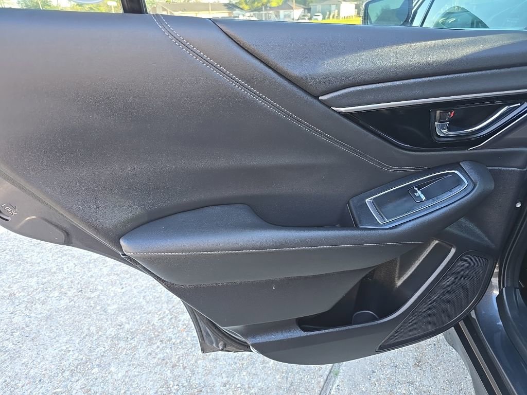 Used 2023 Subaru Outback Limited image 40