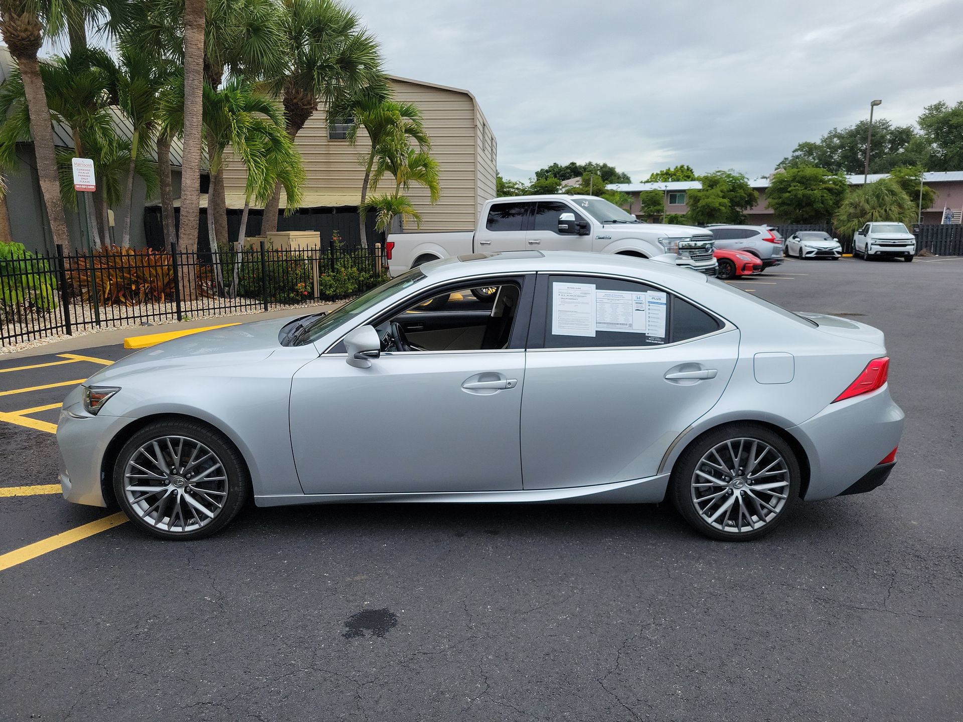 Used 2017 Lexus IS 200t RWD image 8