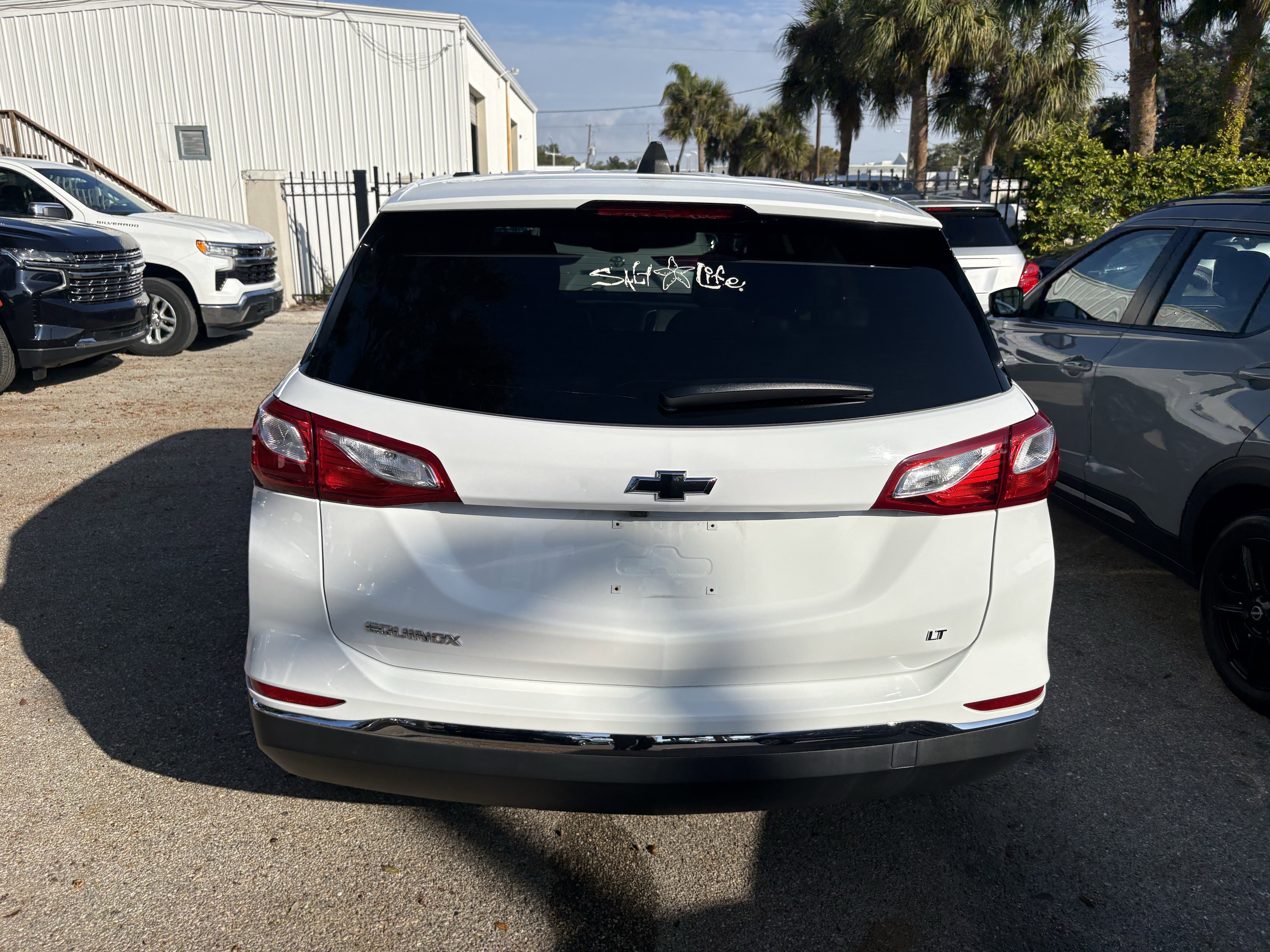 Used 2018 Chevrolet Equinox LT image 5