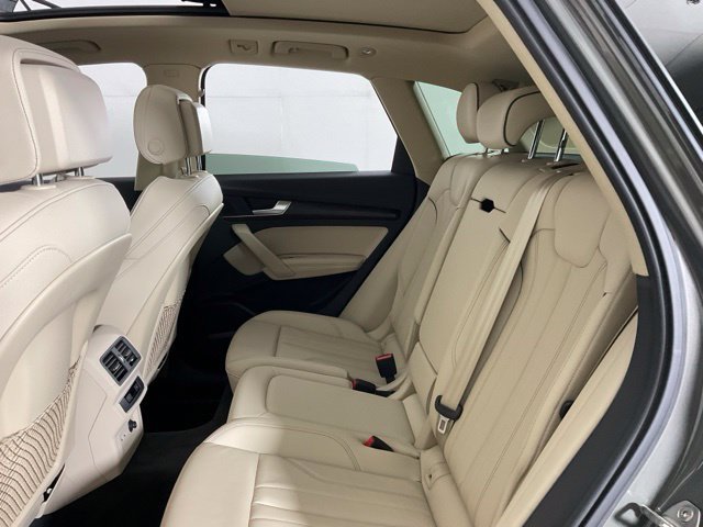 Used 2025 Audi Q5 2.0T Premium Plus AWD/4WD image 33