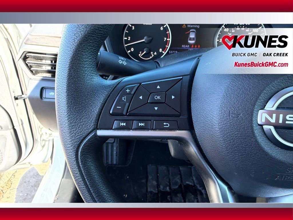 Used 2024 Nissan Altima 2.5 SV image 10