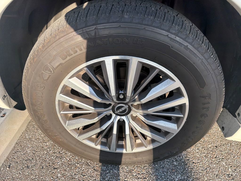 Used 2024 Nissan Armada SL w/ Captain's Chairs Package image 15