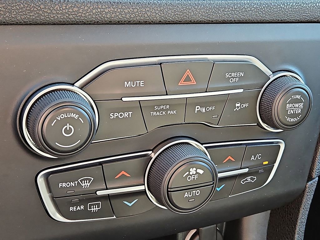 Used 2023 Dodge Charger GT w/ Blacktop Package image 17