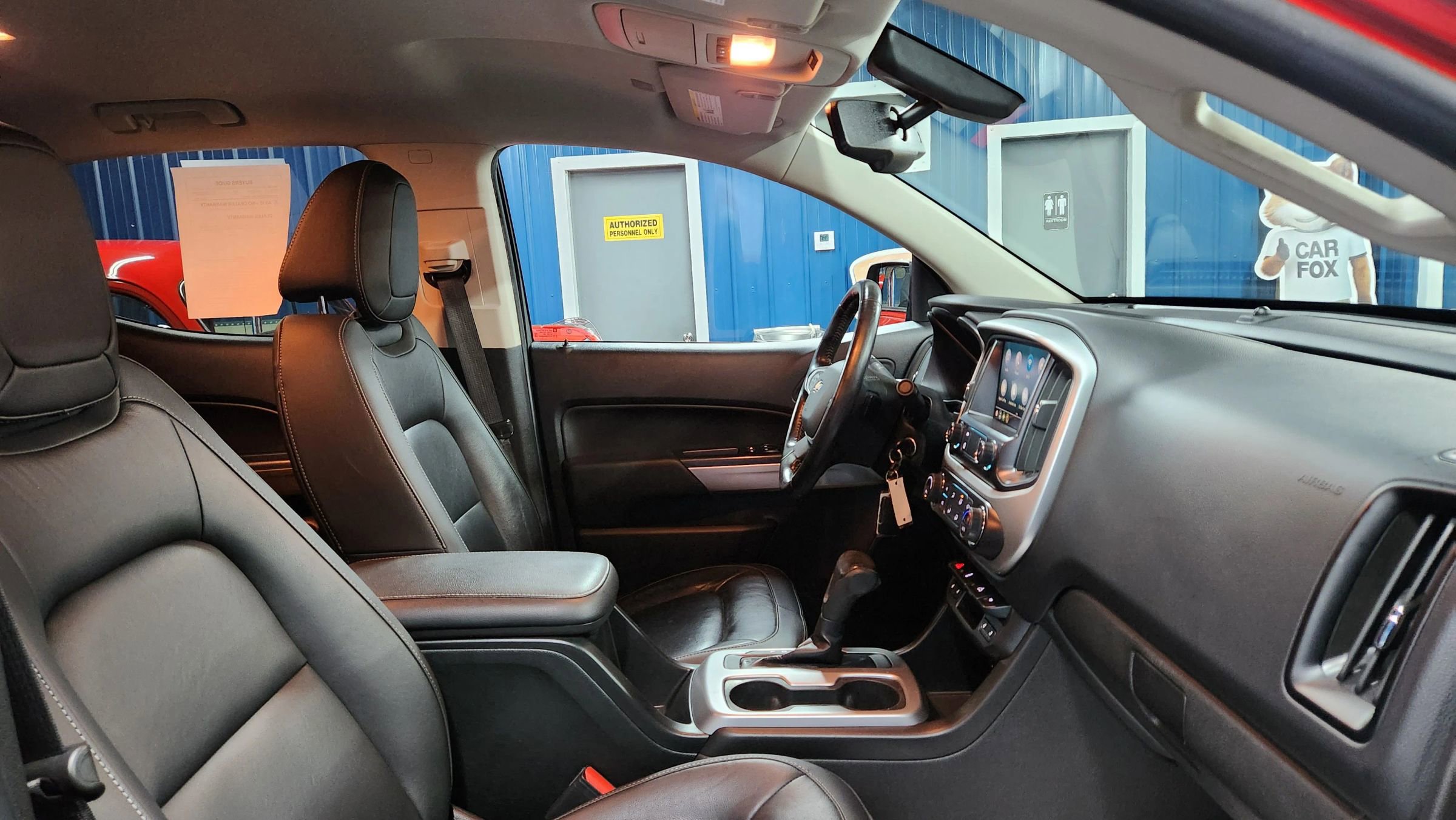 Used 2021 Chevrolet Colorado LT w/ LT Convenience Package image 12