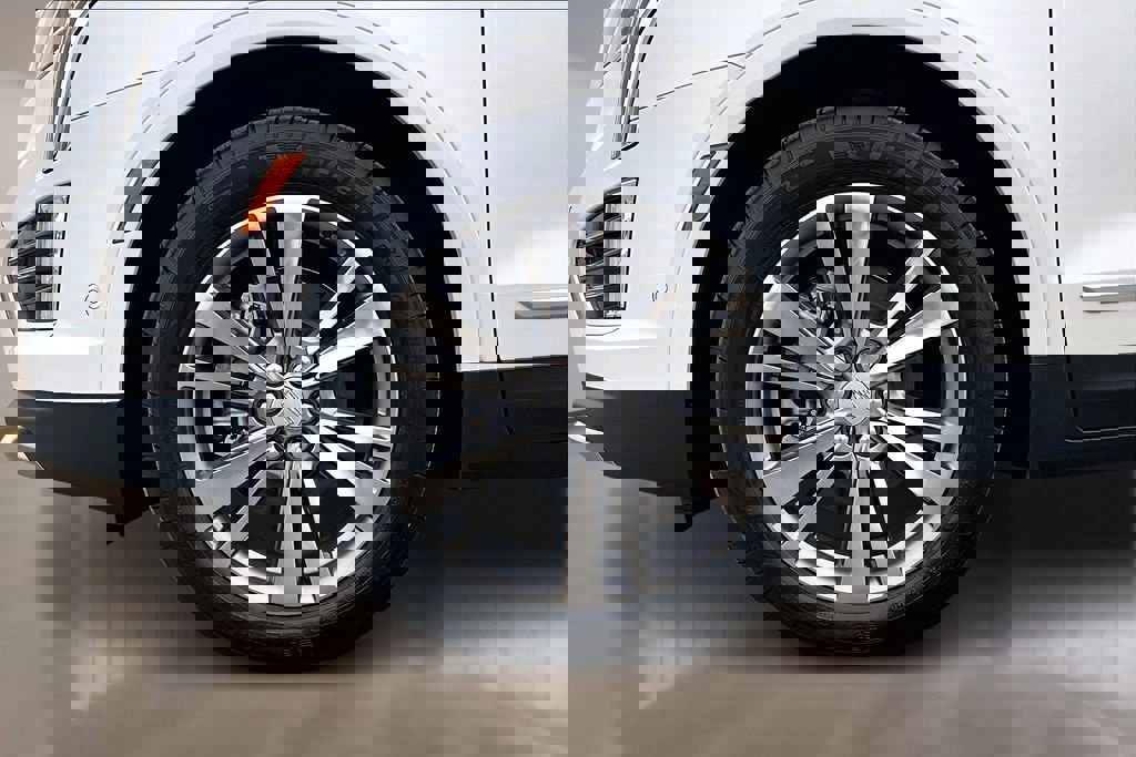 New 2026 Cadillac XT5 Premium Luxury w/ Driver Assist Package image 12