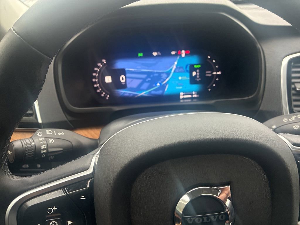 Used 2023 Volvo XC90 T8 Plus w/ Protection Package Premier image 9