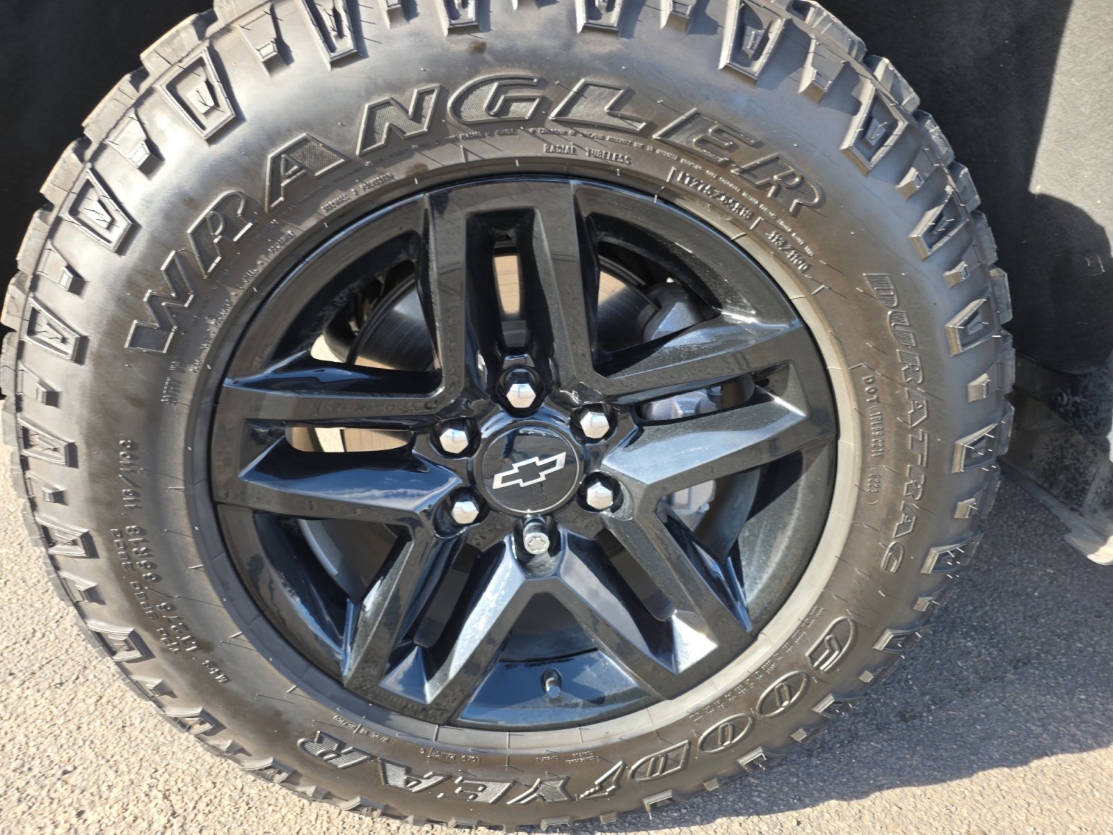 Used 2023 Chevrolet Silverado 1500 LT Trail Boss w/ LT Trail Boss Premium Package image 11