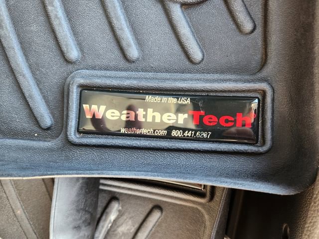 Used 2015 Ford Explorer Limited w/ Equipment Group 301A AWD/4WD image 18