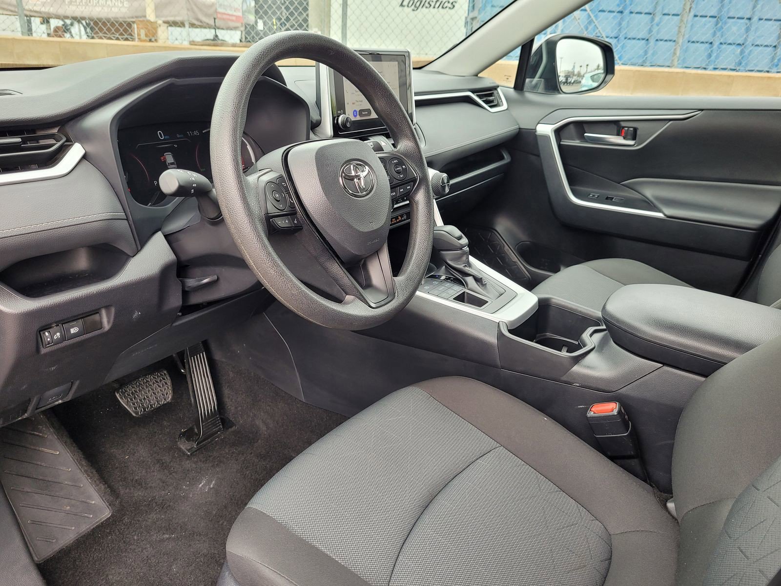 Used 2025 Toyota RAV4 XLE image 8