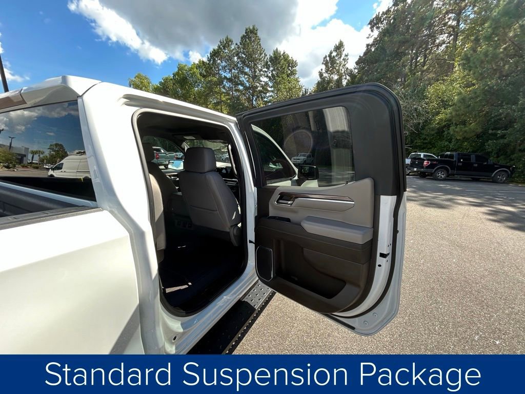 Used 2024 Chevrolet Silverado 1500 RST image 18