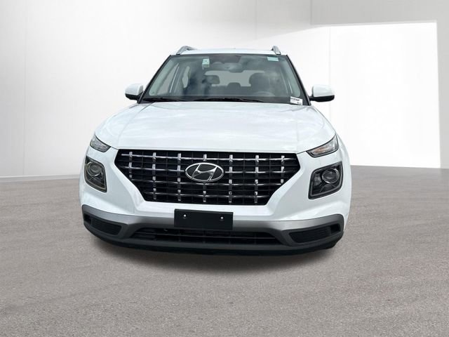 Used 2025 Hyundai Venue SEL image 16
