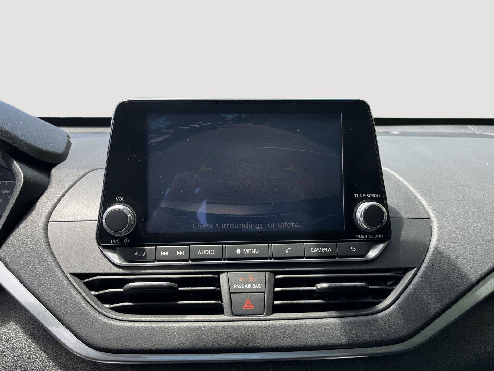Used 2025 Nissan Altima 2.5 S FWD image 23