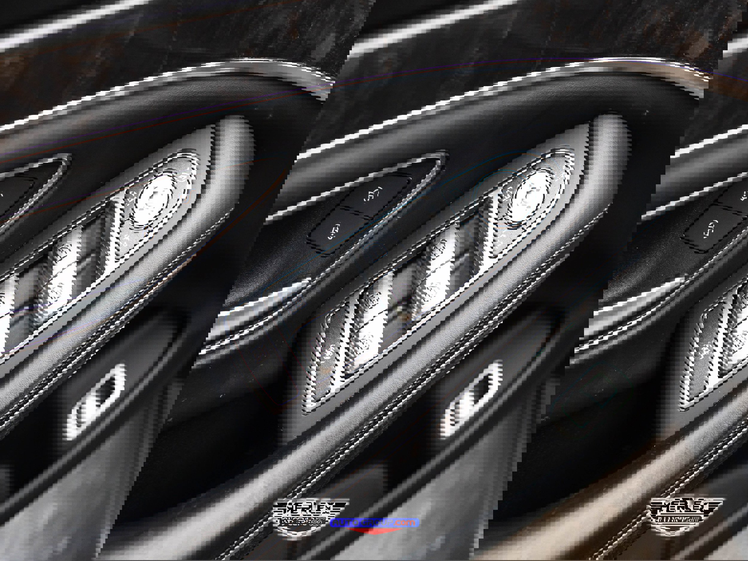 Used 2019 Mercedes-Benz S 560 4MATIC Sedan w/ Premium Package image 44