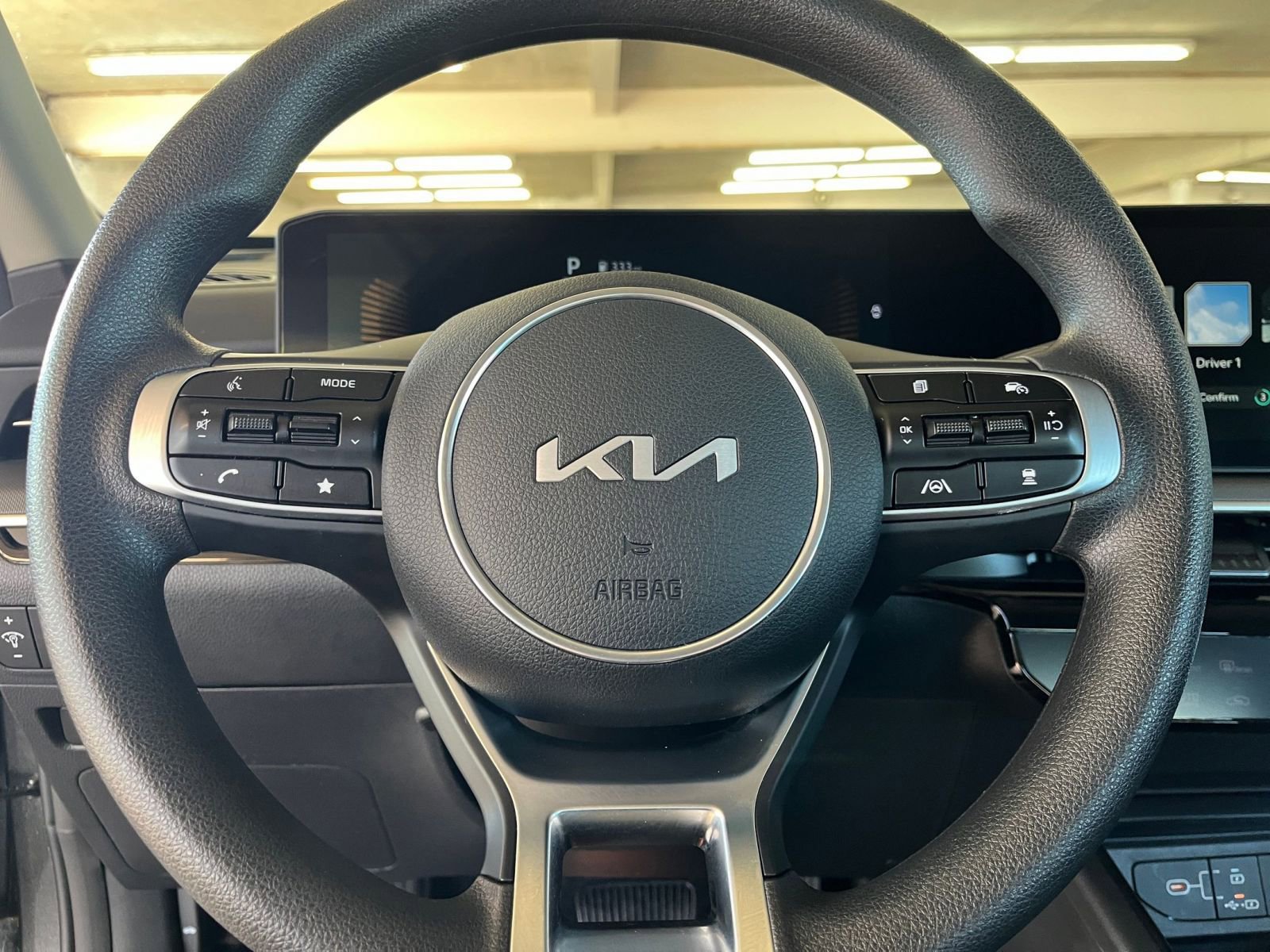 Used 2025 Kia K5 LXS image 29