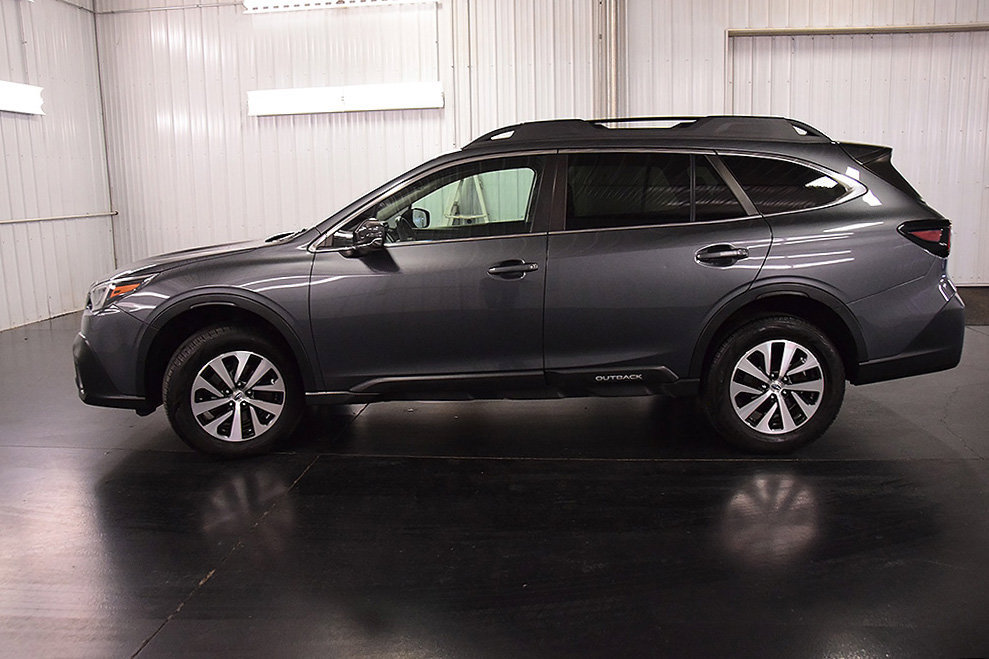 Used 2022 Subaru Outback Premium AWD/4WD image 4