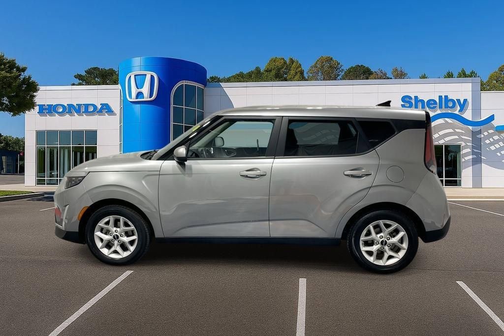 Used 2024 Kia Soul LX w/ Option Group 015 image 5