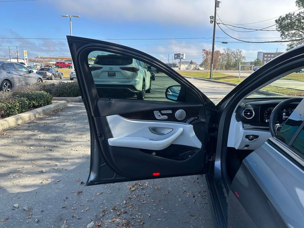 Used 2023 Mercedes-Benz E 450 4MATIC Sedan image 6