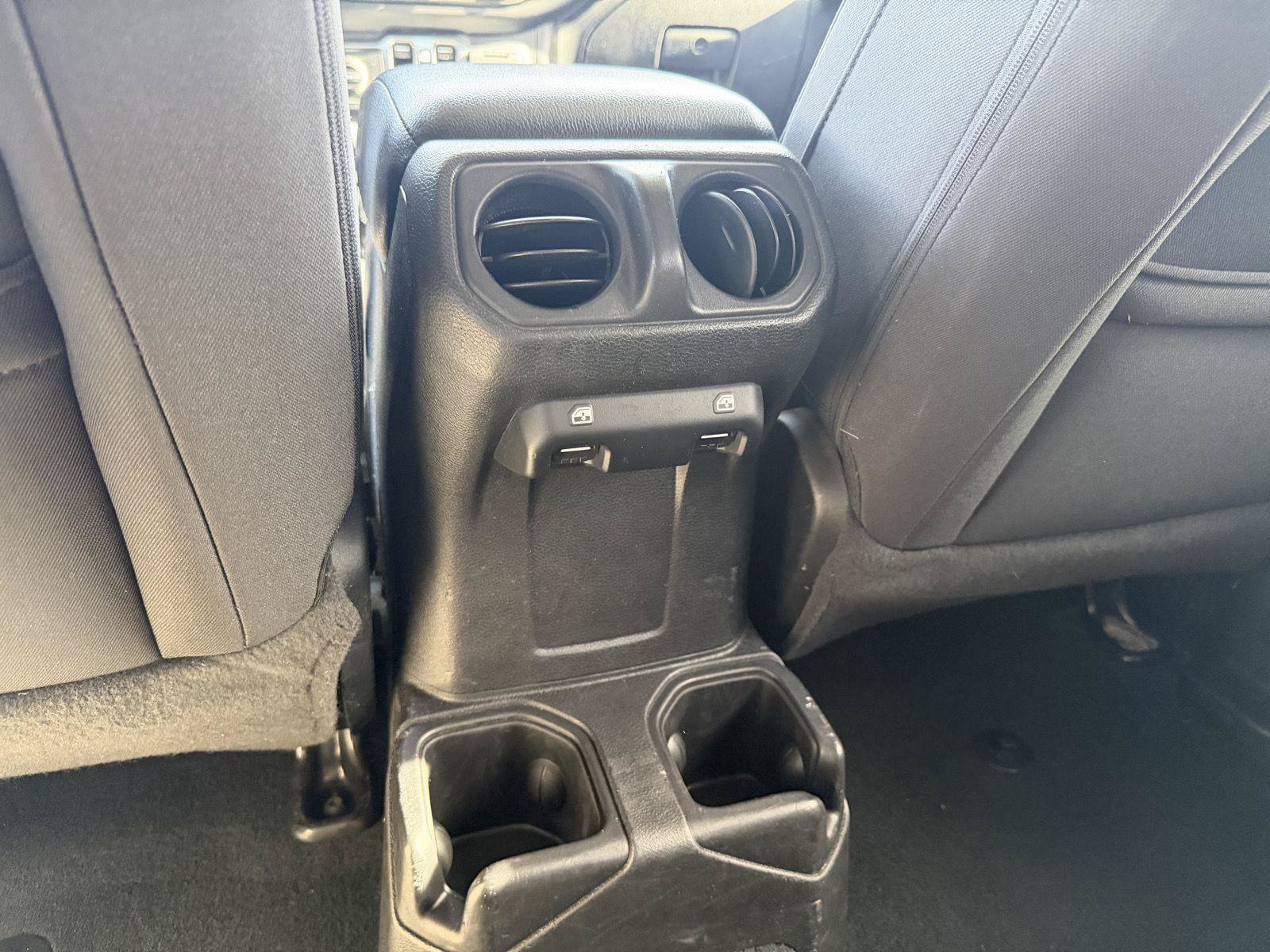 Used 2023 Jeep Wrangler Unlimited Sport AWD/4WD image 9