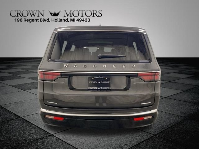 Used 2022 Jeep Wagoneer Series II w/ Premium Group I AWD/4WD image 5