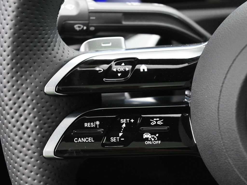 Used 2025 Mercedes-Benz CLA 250 4MATIC image 13