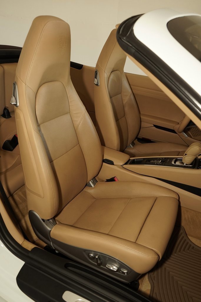Used 2013 Porsche 911 Carrera image 11