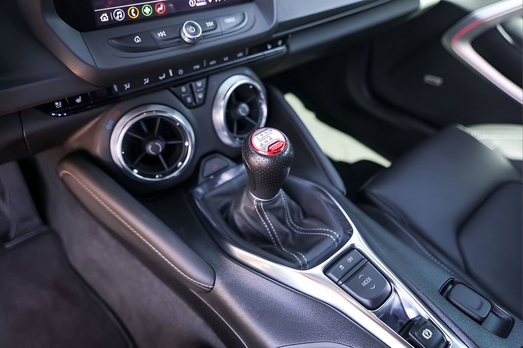 Used 2022 Chevrolet Camaro SS image 21